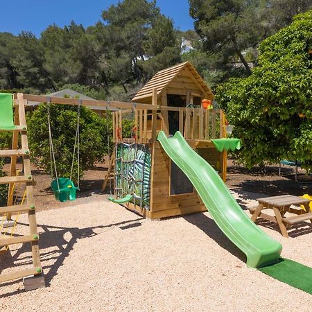 Oasis Villas Complex カラ・ロンガ エクステリア 写真