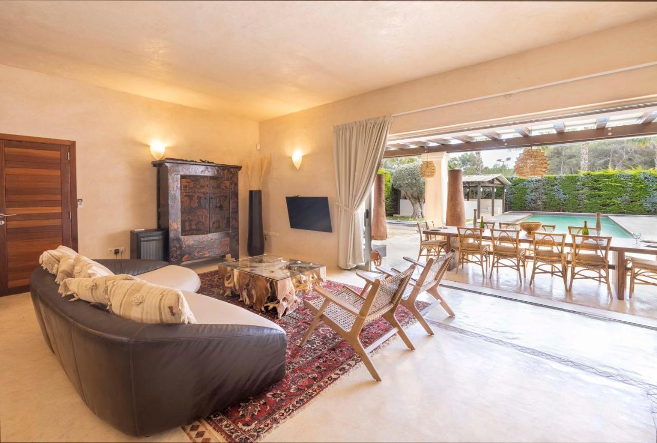 Oasis Villas Complex カラ・ロンガ エクステリア 写真