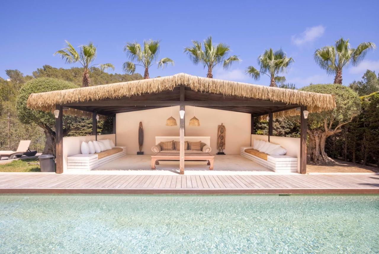 Oasis Villas Complex カラ・ロンガ エクステリア 写真