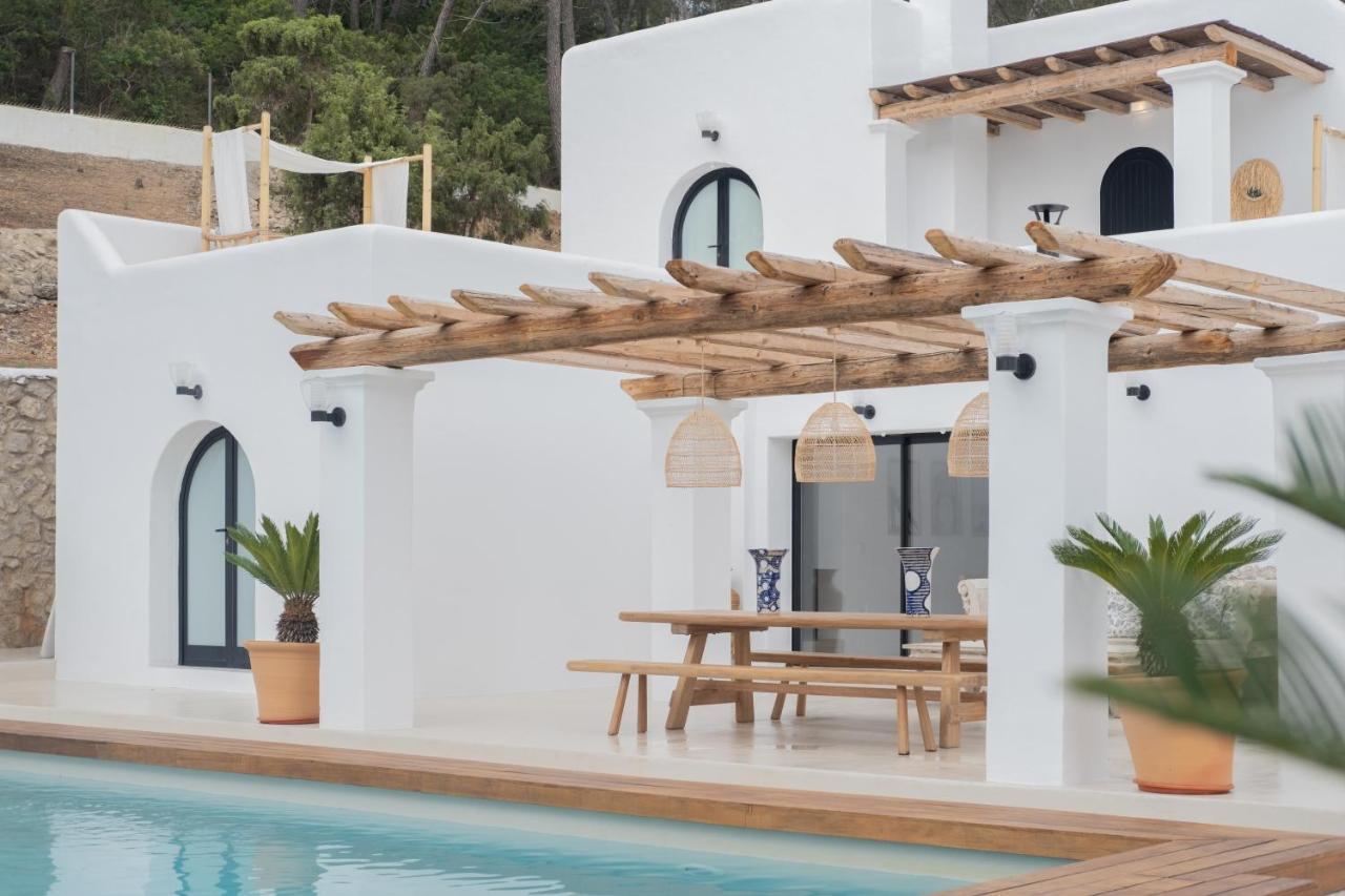 Oasis Villas Complex カラ・ロンガ エクステリア 写真