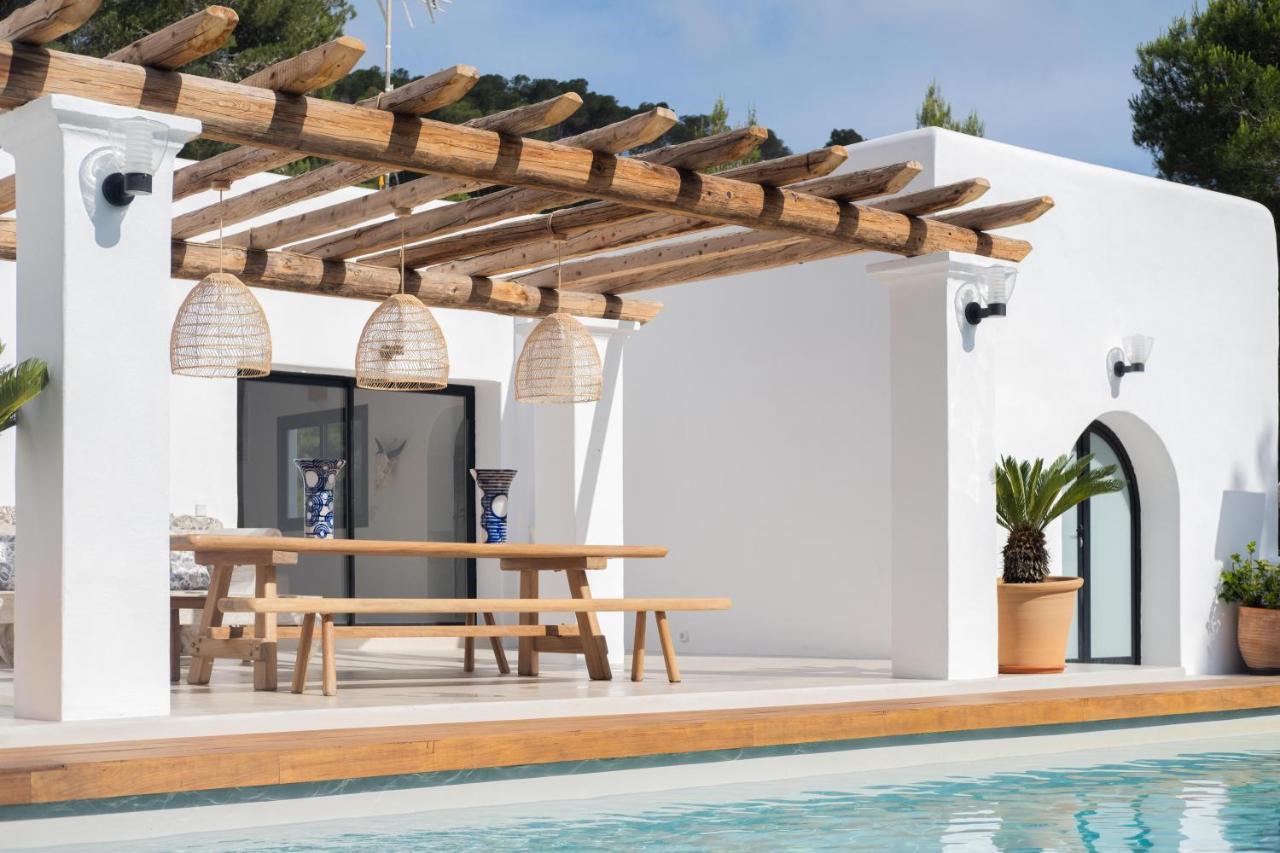 Oasis Villas Complex カラ・ロンガ エクステリア 写真