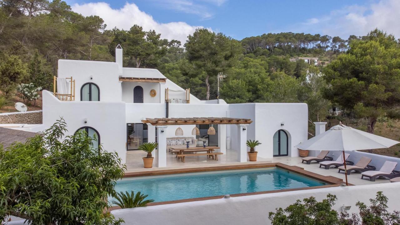 Oasis Villas Complex カラ・ロンガ エクステリア 写真