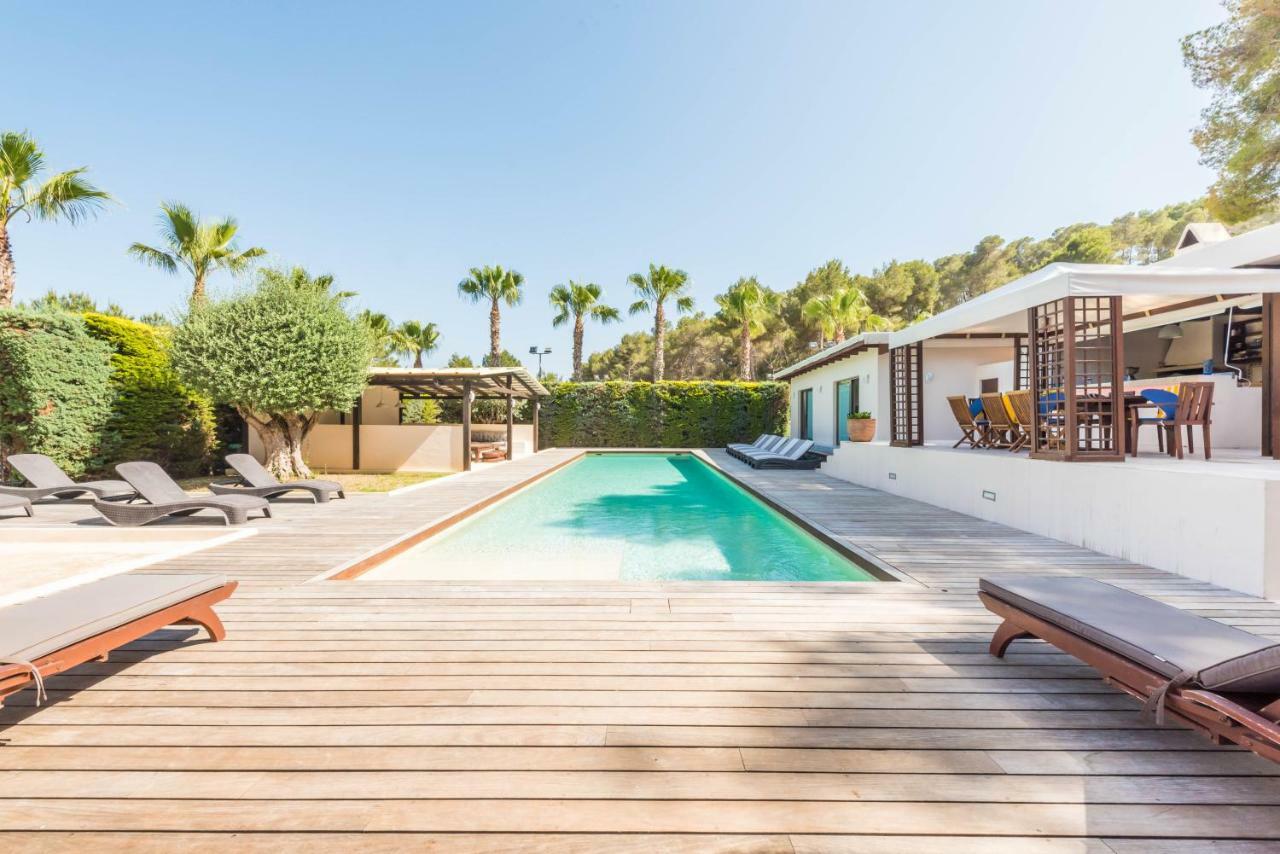 Oasis Villas Complex カラ・ロンガ エクステリア 写真