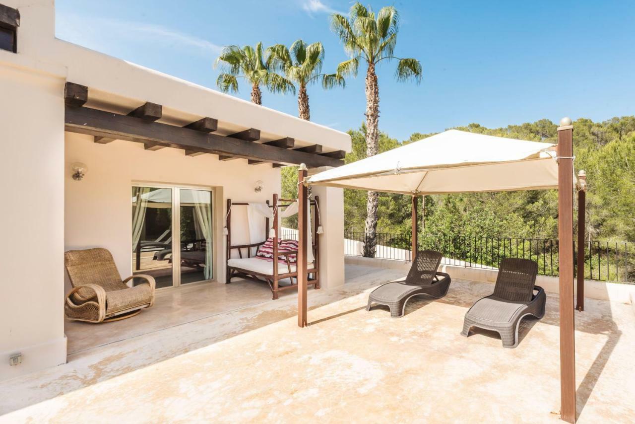 Oasis Villas Complex カラ・ロンガ エクステリア 写真