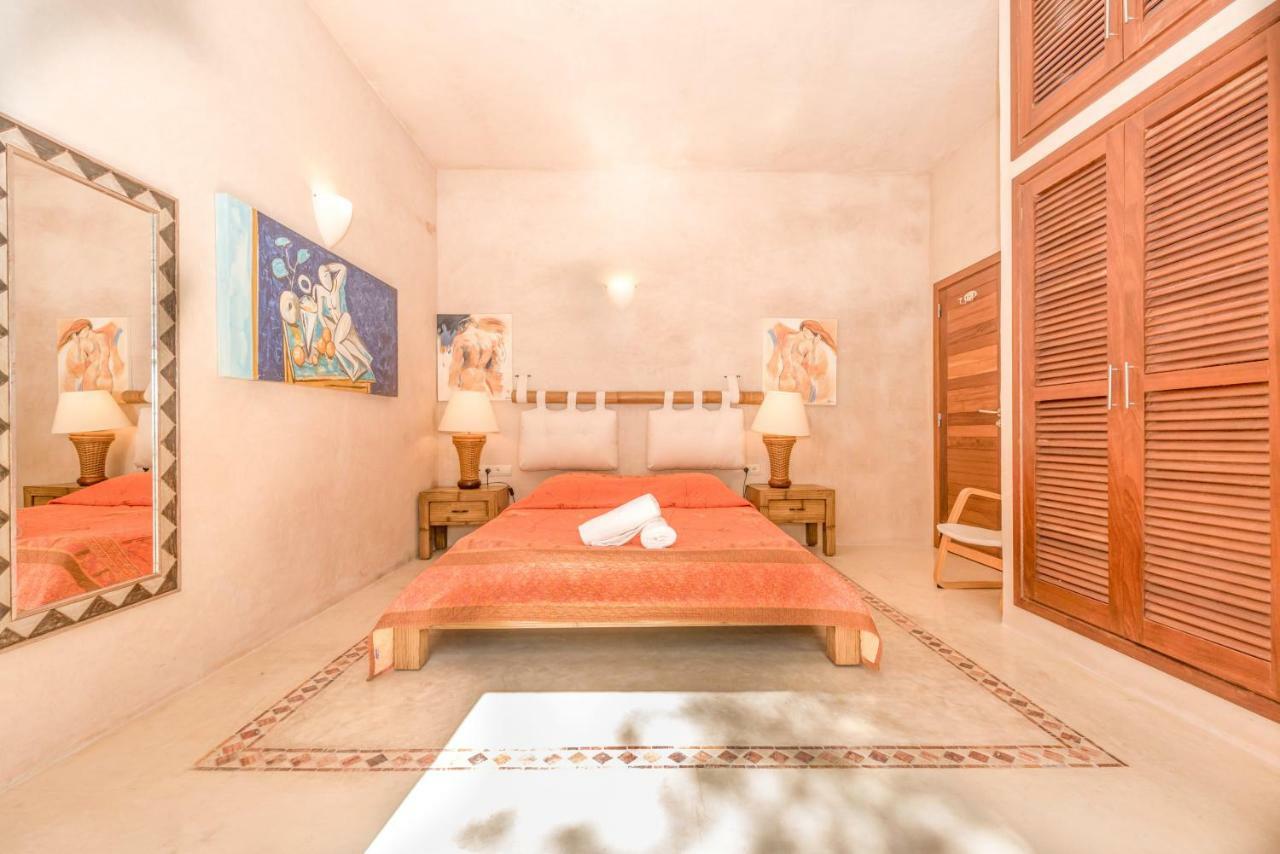 Oasis Villas Complex カラ・ロンガ エクステリア 写真